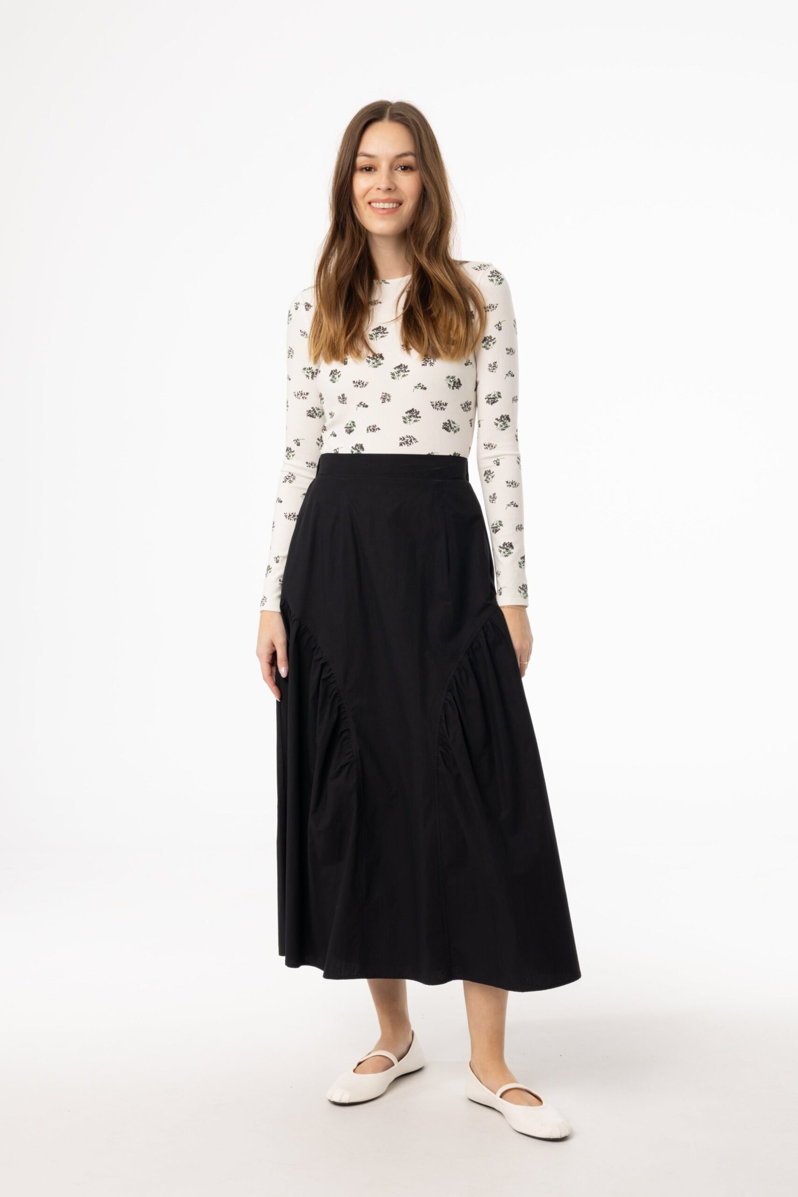 BlackCircleSeamSkirt-2.jpg