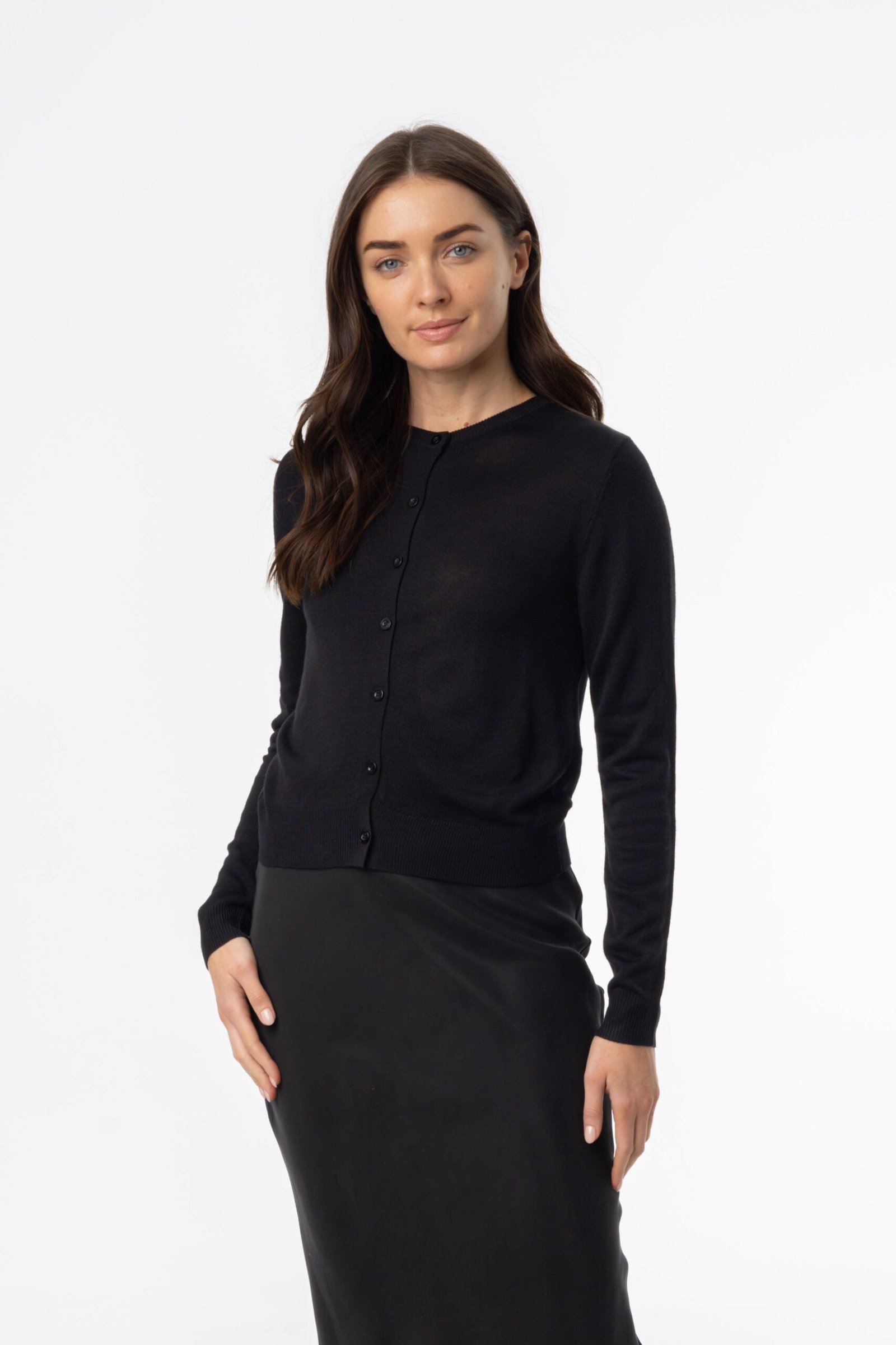 BlackFineKnitRoundNeckCardi.jpg